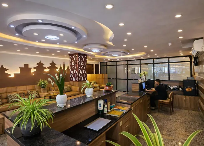 Hotel Drishya And Rooftop Restaurant - 360 View Of 4*