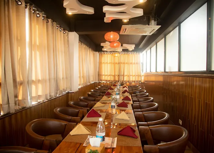 Hotel Drishya And Rooftop Restaurant - 360 View Of 4*